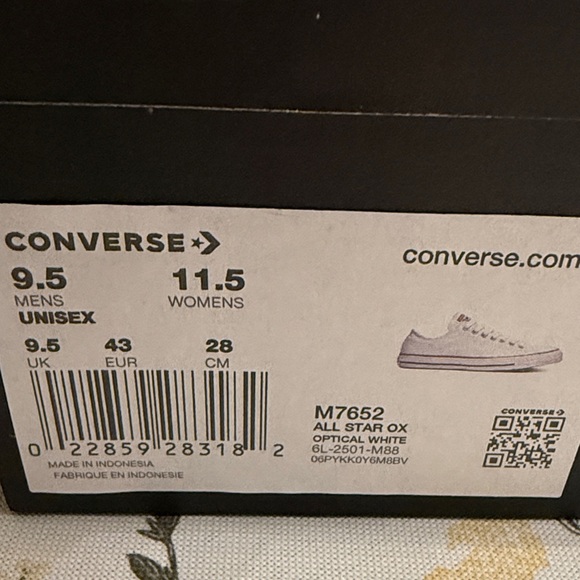 Converse White and Red Canvas Sneakers - Picture 6 of 6